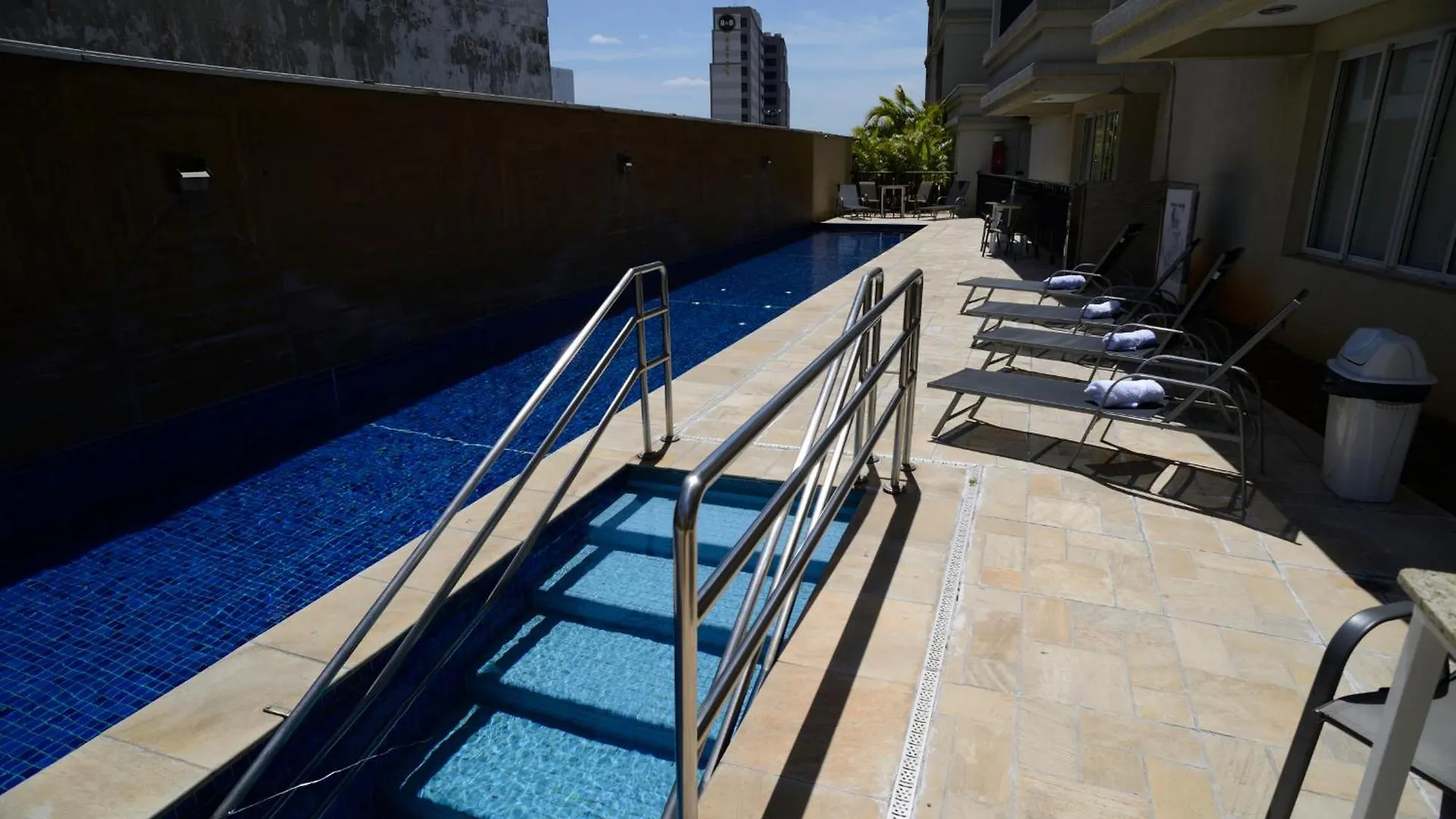 Ferienwohnung Khaki One - Poucos Passos Da Estacao Da Luz São Paulo Apartment
